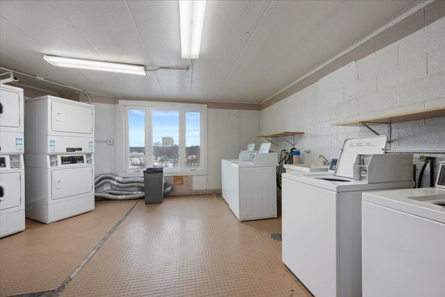 1 Renaissance Place 409, Palatine, IL 60067