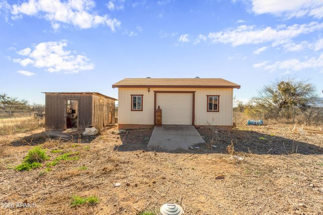 8122 E MADERA Drive, Sierra Vista, AZ 85650