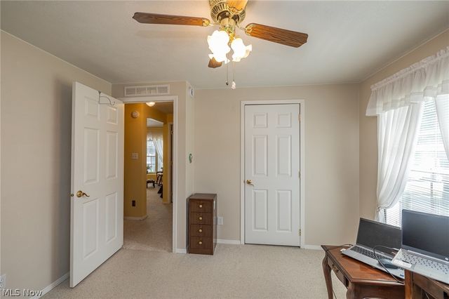 4 Symphony Street, Olmsted Twp, OH 44138