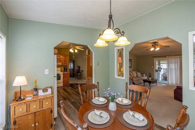 4 Symphony Street, Olmsted Twp, OH 44138