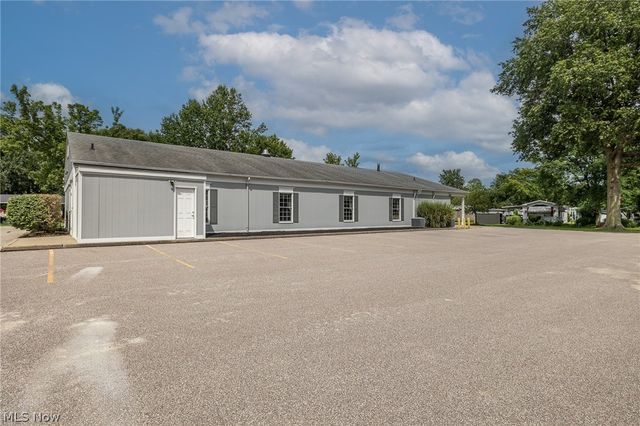 4 Symphony Street, Olmsted Twp, OH 44138
