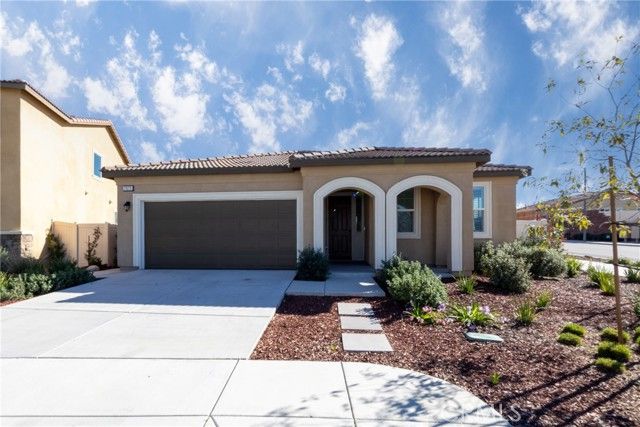 7975 Sorrento, Highland, CA 92346