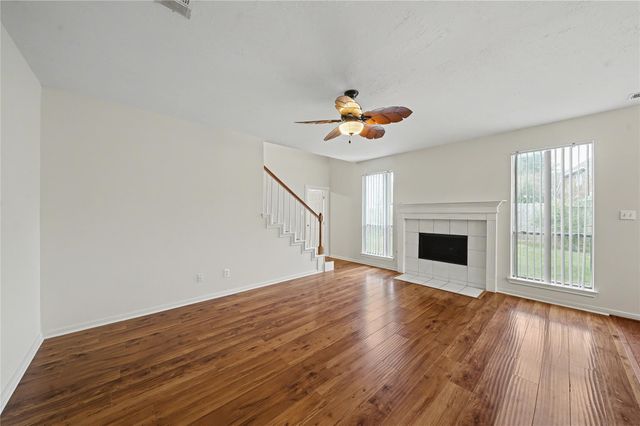 1202 Woodley Bend, Sugar Land, TX 77479