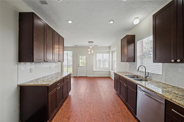 1202 Woodley Bend, Sugar Land, TX 77479