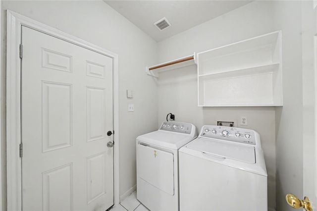 1202 Woodley Bend, Sugar Land, TX 77479