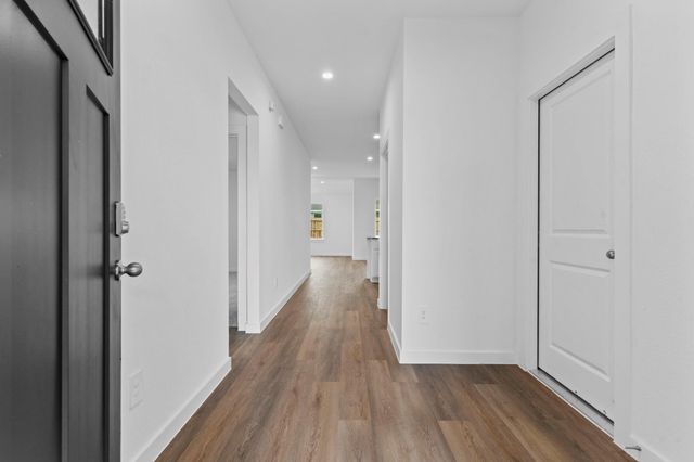 2511 Rose Gold, Iowa Colony, TX 77583