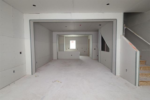 470 31ST WAY N, St Petersburg, FL 33713