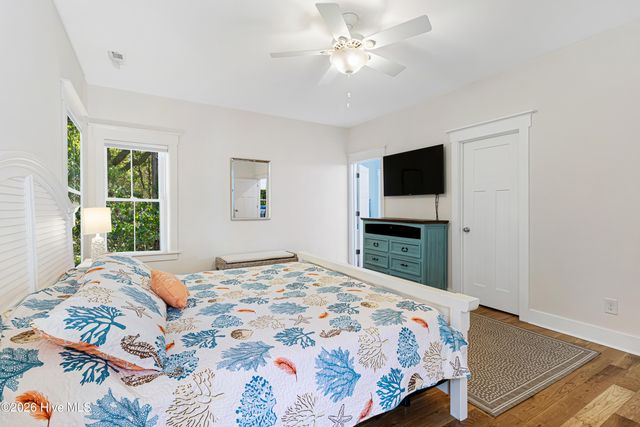 121 Sea Isle North Drive & Slip 20, Atlantic Beach, NC 28512