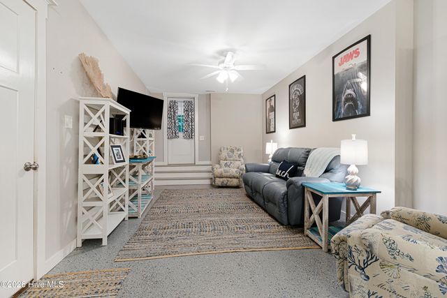 121 Sea Isle North Drive & Slip 20, Atlantic Beach, NC 28512