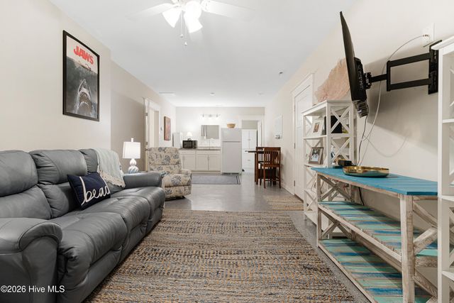 121 Sea Isle North Drive & Slip 20, Atlantic Beach, NC 28512