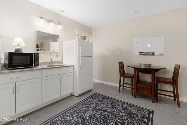 121 Sea Isle North Drive & Slip 20, Atlantic Beach, NC 28512