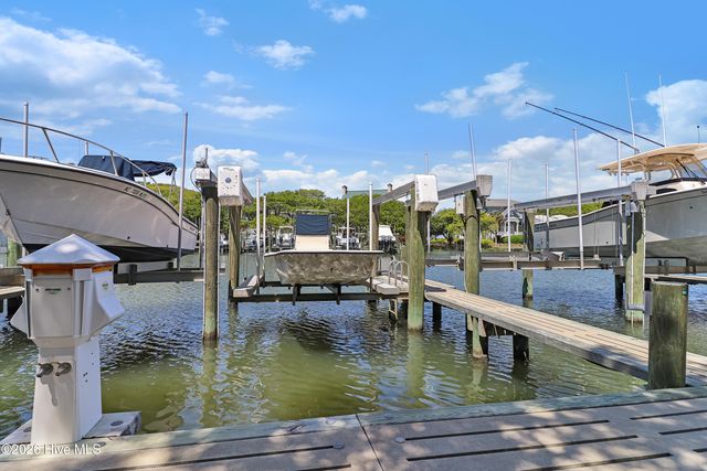 121 Sea Isle North Drive & Slip 20, Atlantic Beach, NC 28512