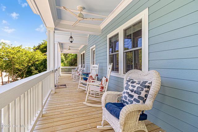 121 Sea Isle North Drive & Slip 20, Atlantic Beach, NC 28512