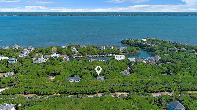 121 Sea Isle North Drive & Slip 20, Atlantic Beach, NC 28512