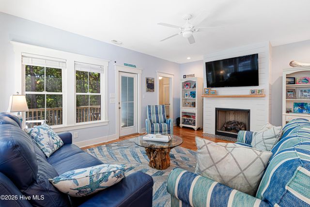 121 Sea Isle North Drive & Slip 20, Atlantic Beach, NC 28512