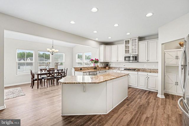 2527 CORNELL DR, Fredericksburg, VA 22408