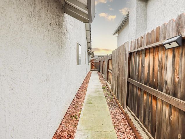 4246 Albertville Way, Antelope, CA 95843