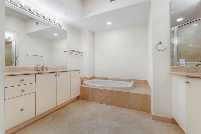 701 S OLIVE Avenue 1004, West Palm Beach, FL 33401