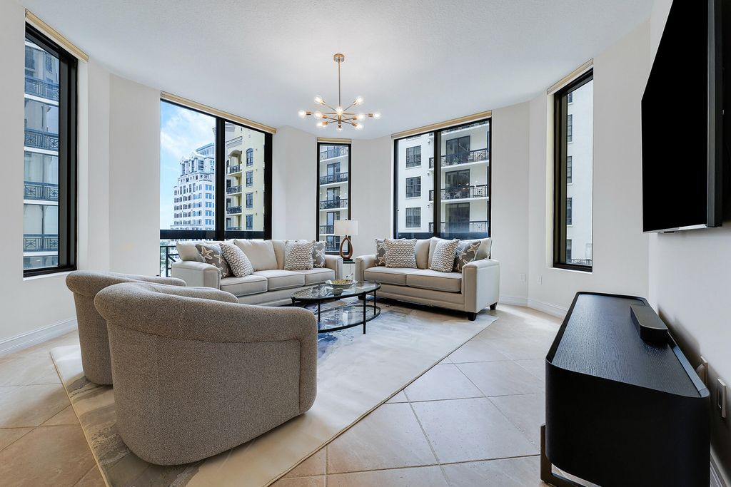 701 S OLIVE Avenue 1004, West Palm Beach, FL 33401
