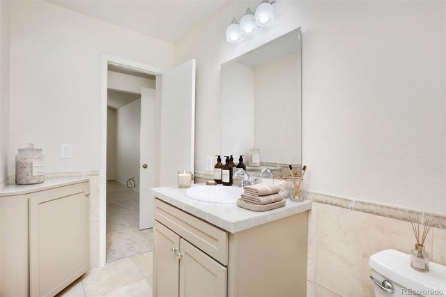 11821 E Cornell Circle, Aurora, CO 80014
