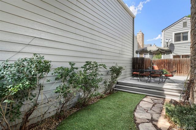 11821 E Cornell Circle, Aurora, CO 80014