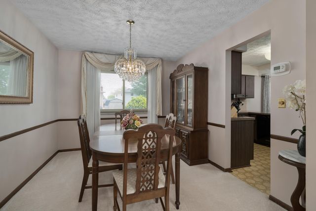 6898 Starfire Drive, Reynoldsburg, OH 43068