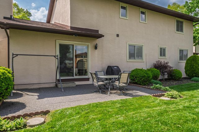6898 Starfire Drive, Reynoldsburg, OH 43068