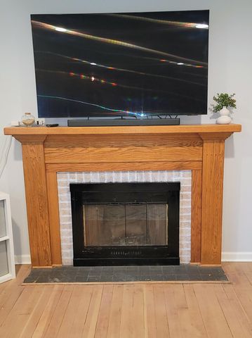 220 S Division Street, Zeeland, MI 49464