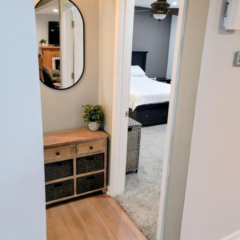 220 S Division Street, Zeeland, MI 49464