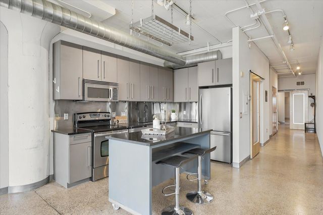 2929 Chicago Avenue 1002, Minneapolis, MN 55407