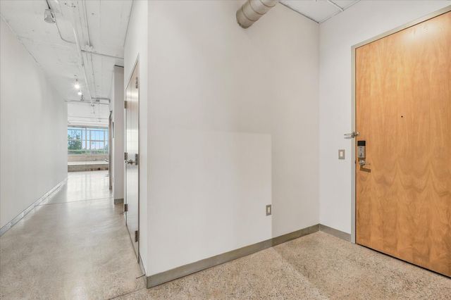 2929 Chicago Avenue 1002, Minneapolis, MN 55407