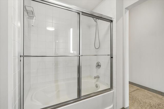 2929 Chicago Avenue 1002, Minneapolis, MN 55407