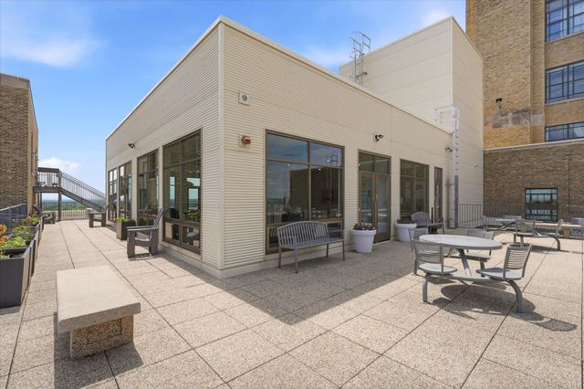 2929 Chicago Avenue 1002, Minneapolis, MN 55407