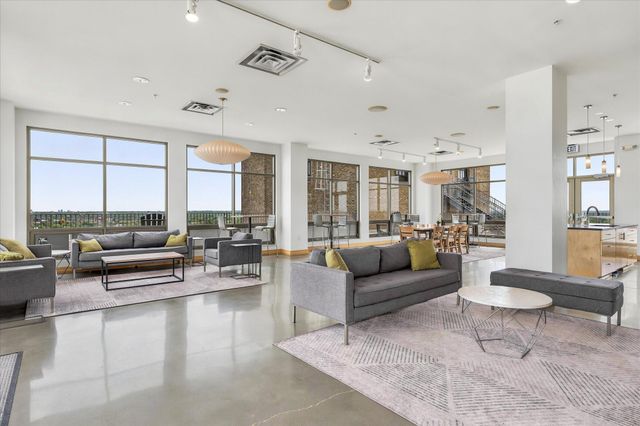 2929 Chicago Avenue 1002, Minneapolis, MN 55407