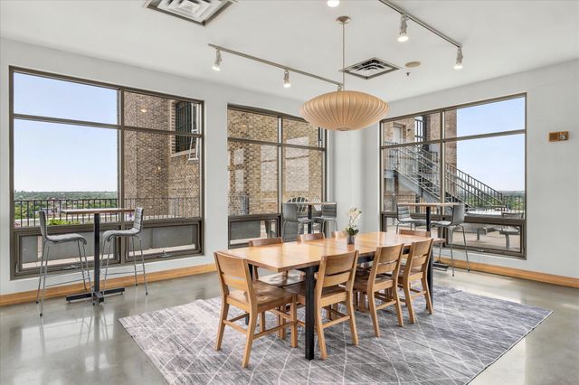 2929 Chicago Avenue 1002, Minneapolis, MN 55407
