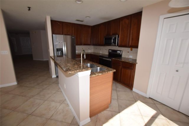13098 LEXINGTON SUMMIT STREET, Orlando, FL 32828