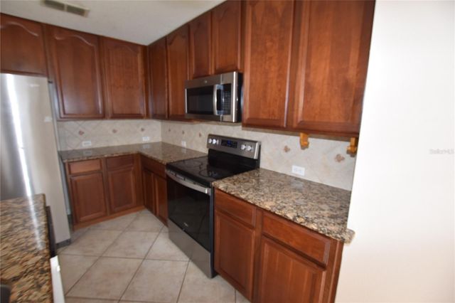13098 LEXINGTON SUMMIT STREET, Orlando, FL 32828