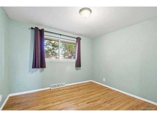 3102 W Radcliff Dr, Englewood, CO 80110