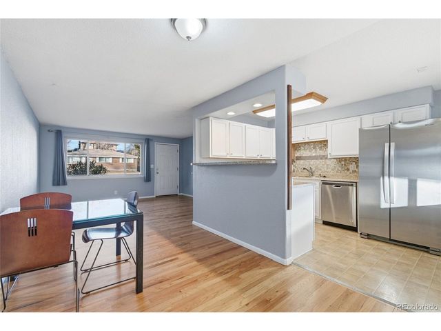 3102 W Radcliff Dr, Englewood, CO 80110