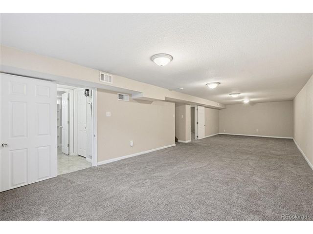 3102 W Radcliff Dr, Englewood, CO 80110