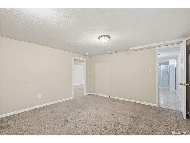 3102 W Radcliff Dr, Englewood, CO 80110