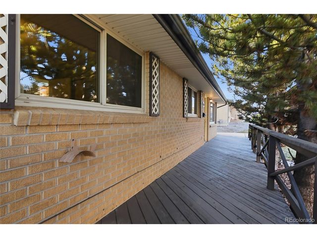 3102 W Radcliff Dr, Englewood, CO 80110