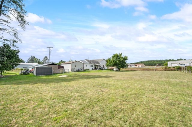 7012 S Rosecran Street, Chase, MI 49623