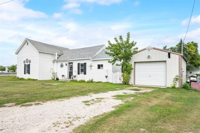 7012 S Rosecran Street, Chase, MI 49623