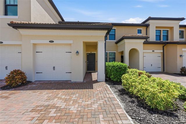 10047 CROOKED CREEK DRIVE 201, Venice, FL 34293
