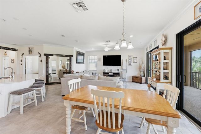 10047 CROOKED CREEK DRIVE 201, Venice, FL 34293