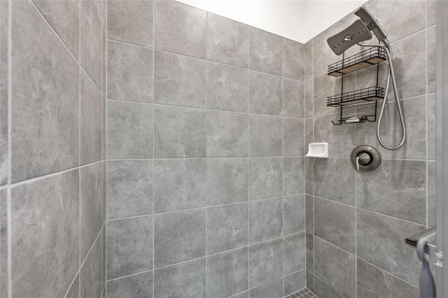 10047 CROOKED CREEK DRIVE 201, Venice, FL 34293