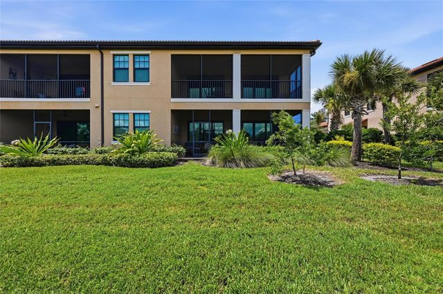10047 CROOKED CREEK DRIVE 201, Venice, FL 34293