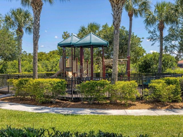 10047 CROOKED CREEK DRIVE 201, Venice, FL 34293