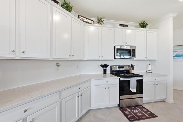 10047 CROOKED CREEK DRIVE 201, Venice, FL 34293